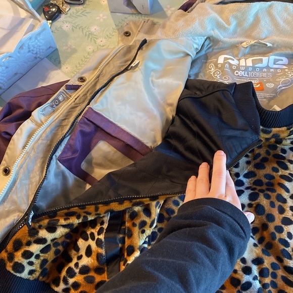 Used purple ski jacket - Picture 5 of 6